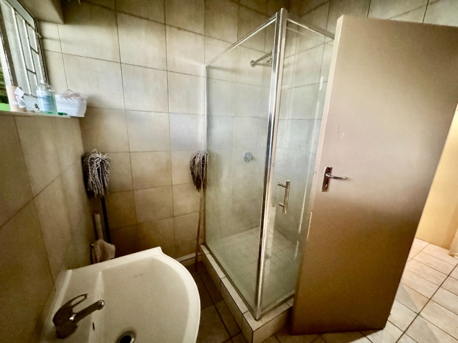 5 Bedroom Property for Sale in Die Bult North West